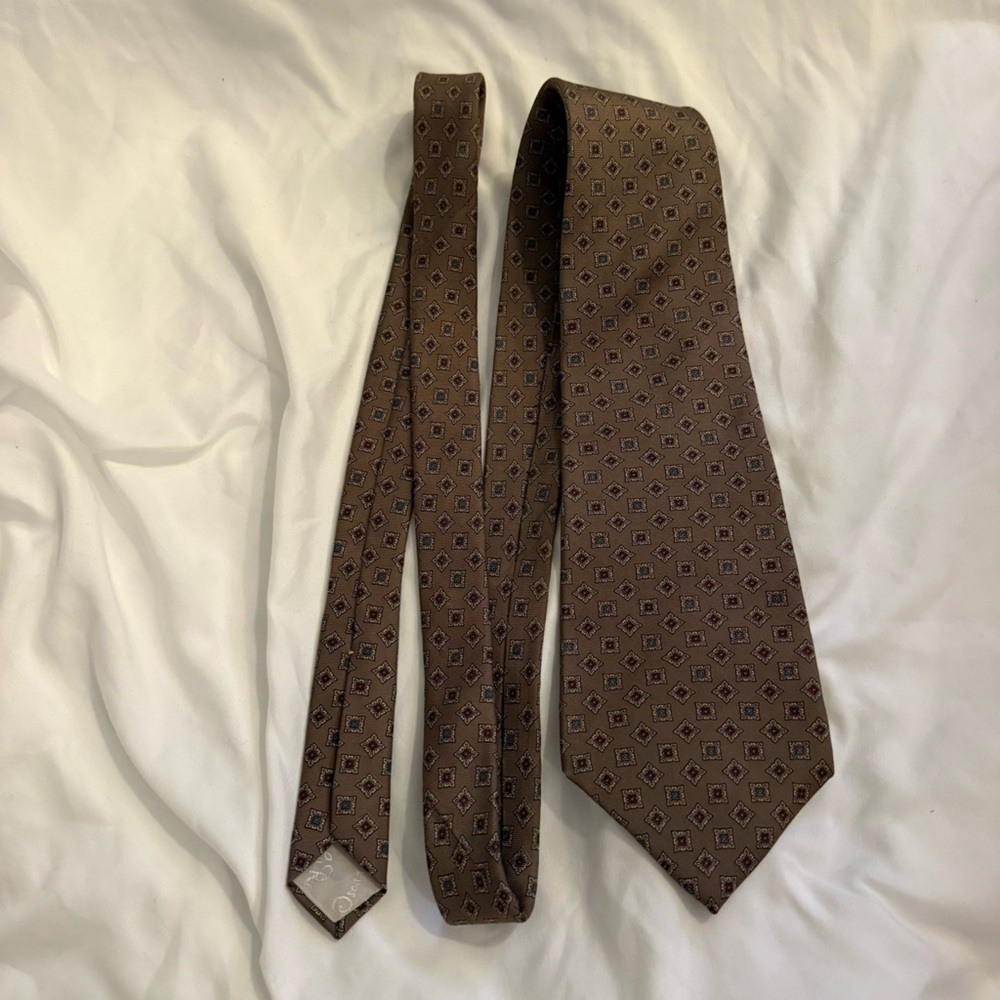 Like New Vintage Oscar de la Renta Couture Geometric Diamond Print Silk Tie